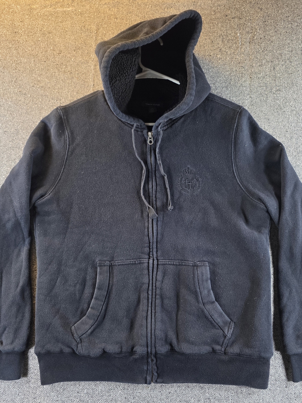 Tommy Hilfiger Men’s Large Sherpa Lined Full Zip Hoodie Crest Black